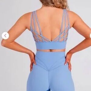 Buffbunny Monarch Sports Bra Rainwater Blue size Large size Medium